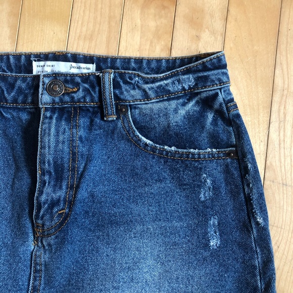 NWOT high waisted Stradivarius Denim Skirt size 06 - Picture 6 of 8